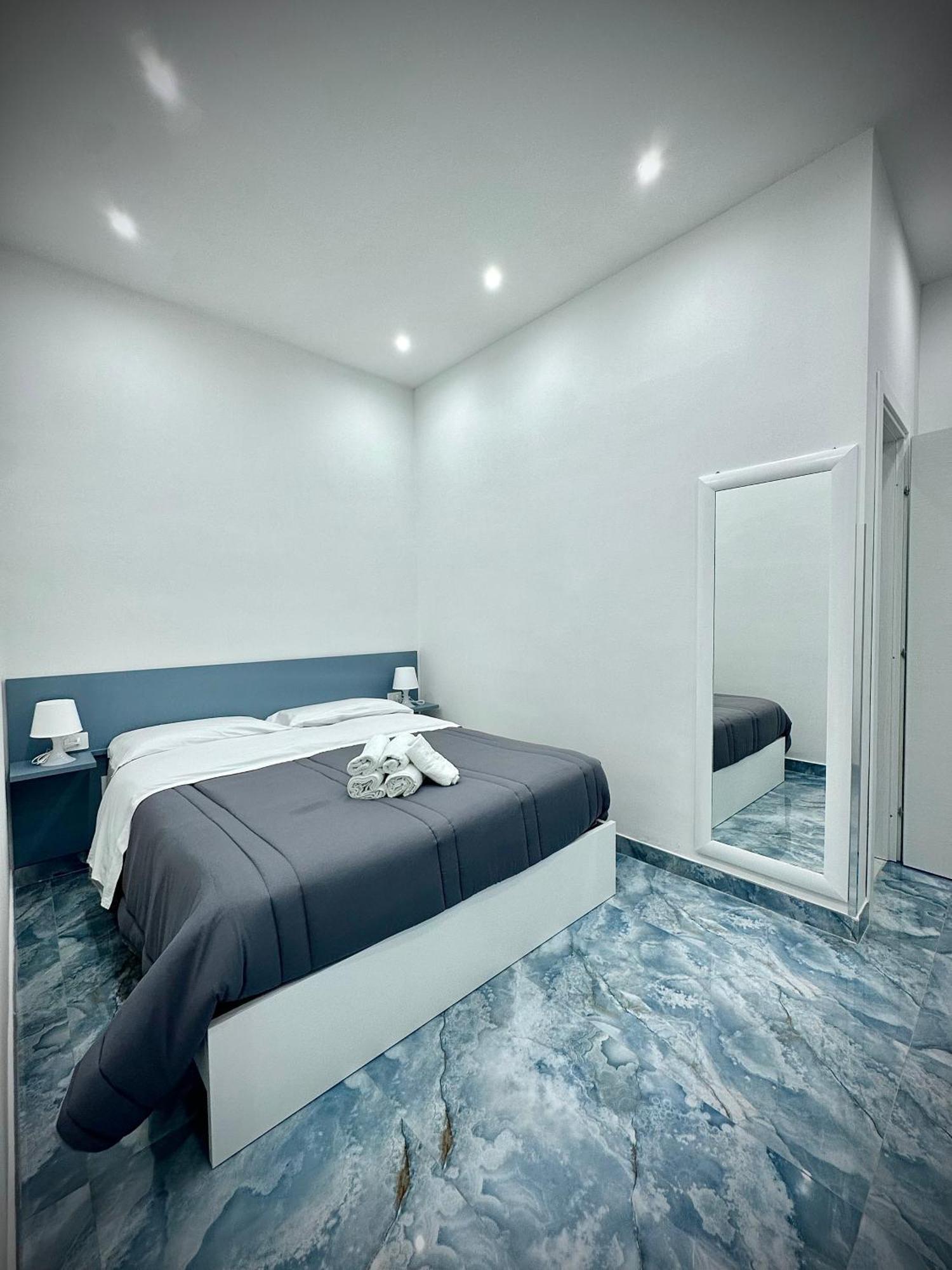 Marvit Central Luxury نابولي المظهر الخارجي الصورة